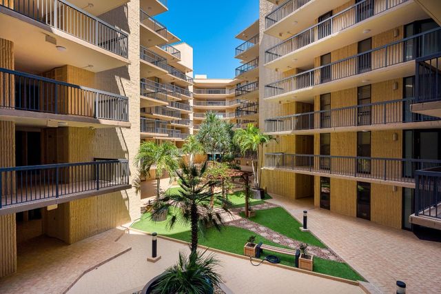 1167 Hillsboro Mile 308, Hillsboro Beach, FL 33062