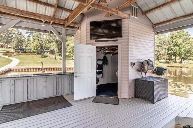 15807 N Peninsula, Whitehouse, TX 75791