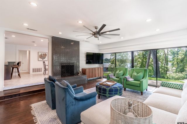 15807 N Peninsula, Whitehouse, TX 75791