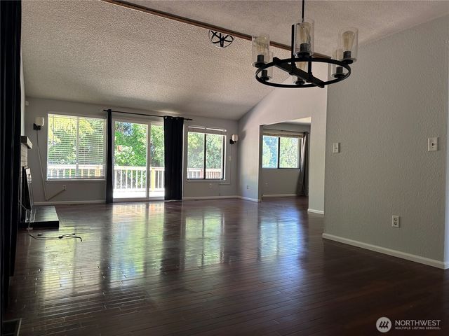 12626 SE 76th Place, Newcastle, WA 98056