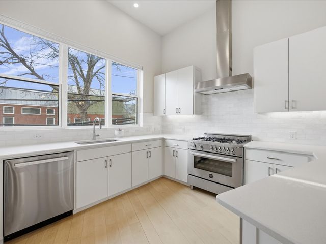 2802 Lee Street, Dallas, TX 75206