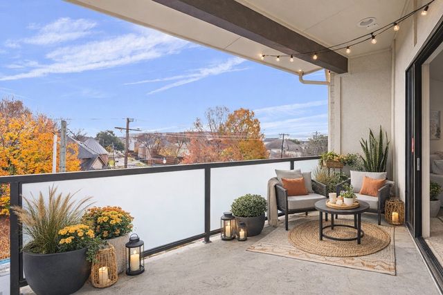 2802 Lee Street, Dallas, TX 75206