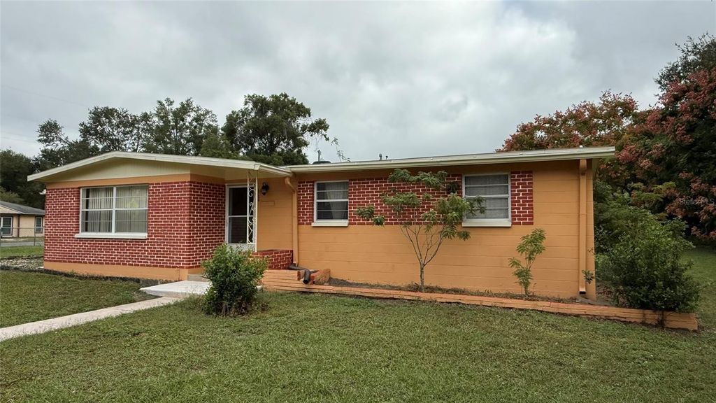 5754 9TH STREET, Zephyrhills, FL 33542