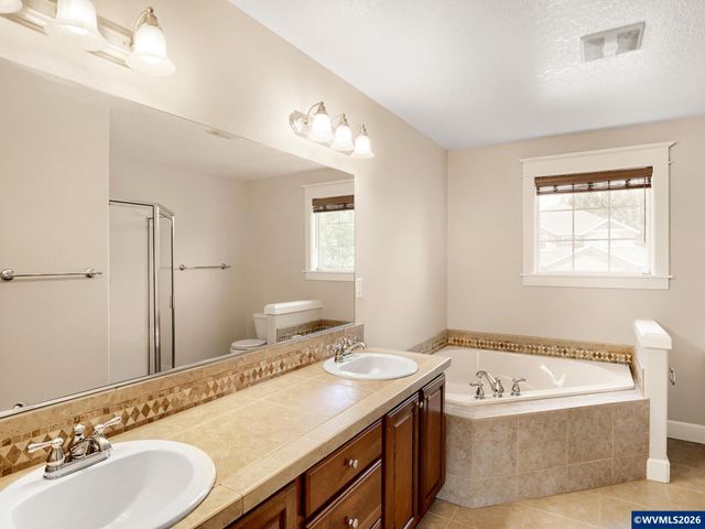 2638 Nautilus Av NW, Salem, OR 97304