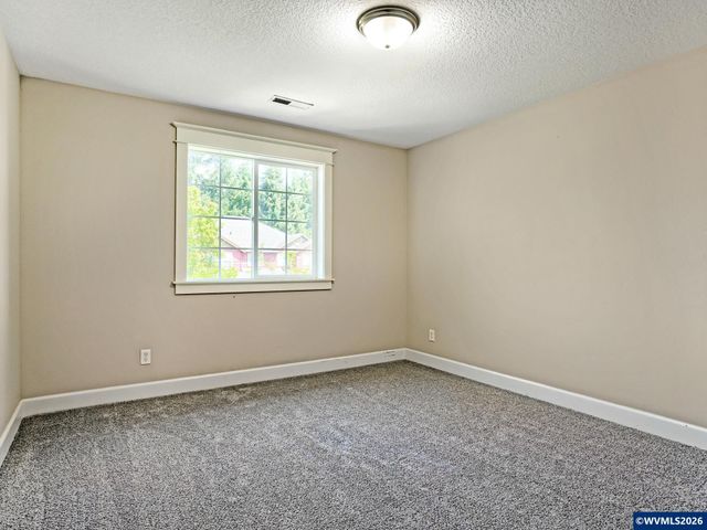 2638 Nautilus Av NW, Salem, OR 97304