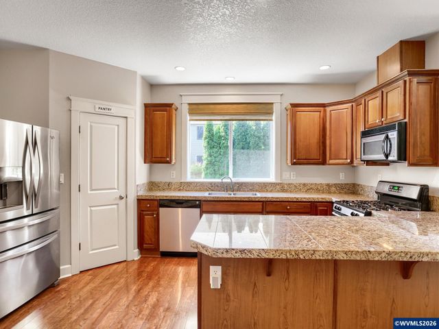 2638 Nautilus Av NW, Salem, OR 97304