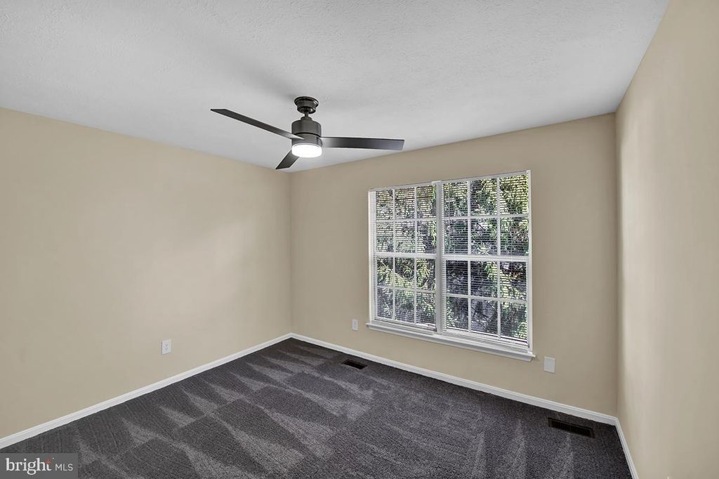 Image 11 of property listing at 801 HIGH PLAIN DR, Bel Air, MD 21014