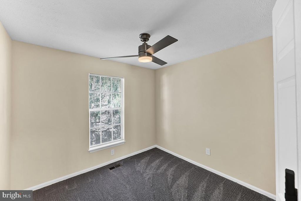 Image 15 of property listing at 801 HIGH PLAIN DR, Bel Air, MD 21014