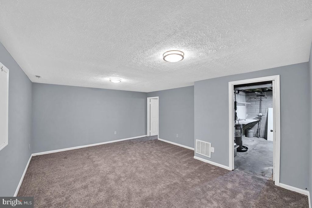 Image 28 of property listing at 801 HIGH PLAIN DR, Bel Air, MD 21014