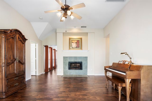 8412 Silverton Drive, Frisco, TX 75033