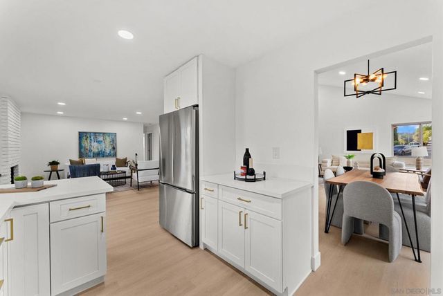 1215 Armstrong Circle, Escondido, CA 92027