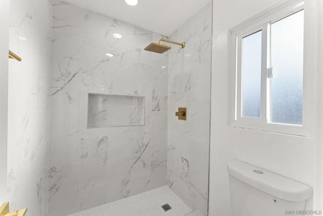 1215 Armstrong Circle, Escondido, CA 92027