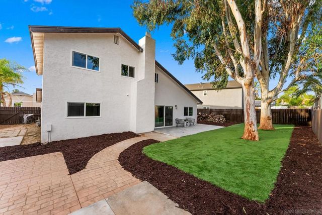 1215 Armstrong Circle, Escondido, CA 92027