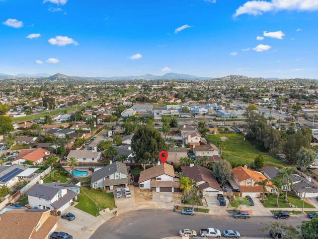1215 Armstrong Circle, Escondido, CA 92027