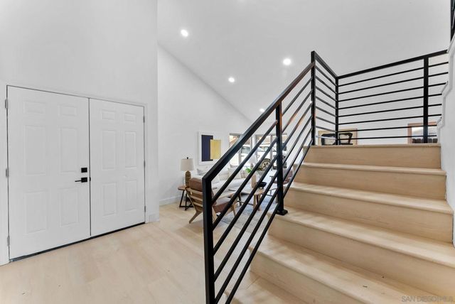 1215 Armstrong Circle, Escondido, CA 92027