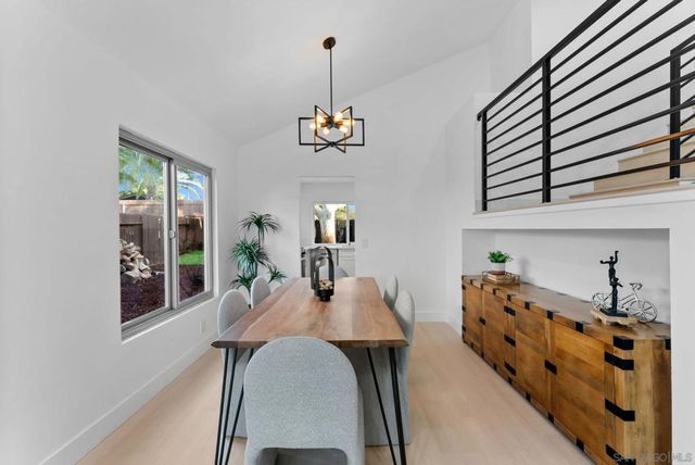 1215 Armstrong Circle, Escondido, CA 92027