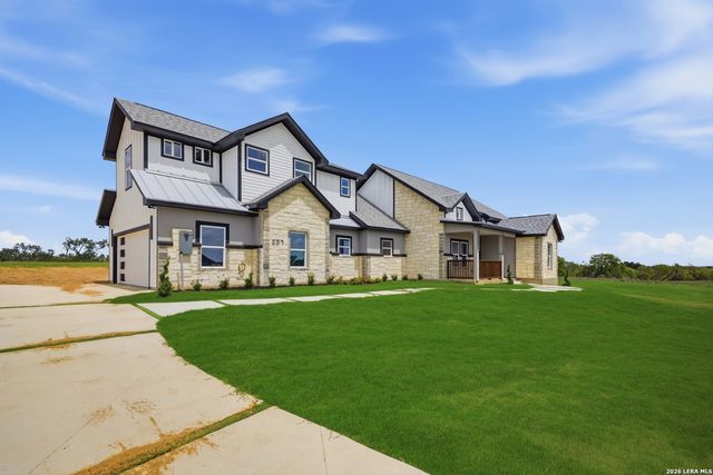 207 Hidden Ranch, Floresville, TX 78114