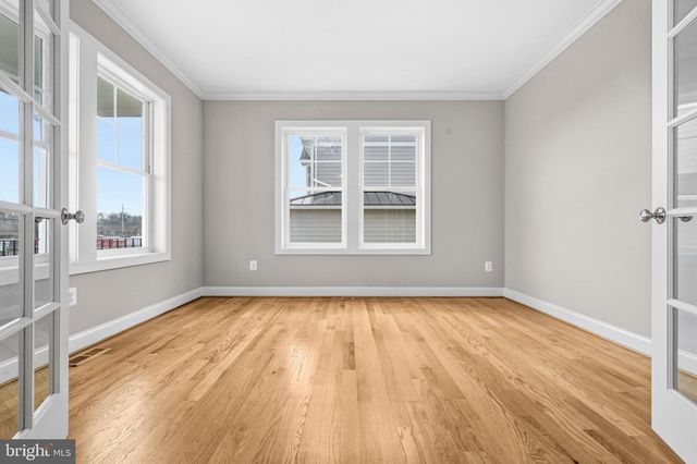 5807 BEECHER ST, Cheverly, MD 20785