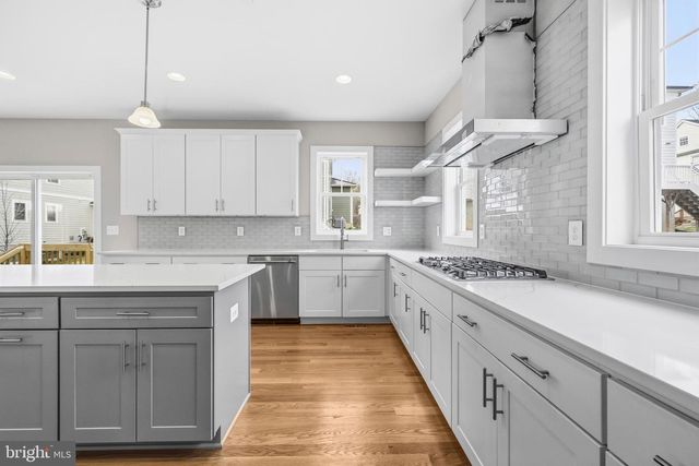 5807 BEECHER ST, Cheverly, MD 20785