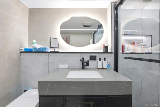 1647 E 48th Street, Brooklyn, NY 11234