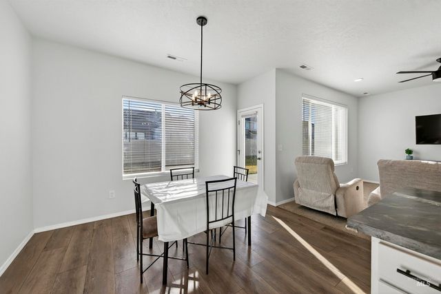 404 Chalcedony, Caldwell, ID 83605