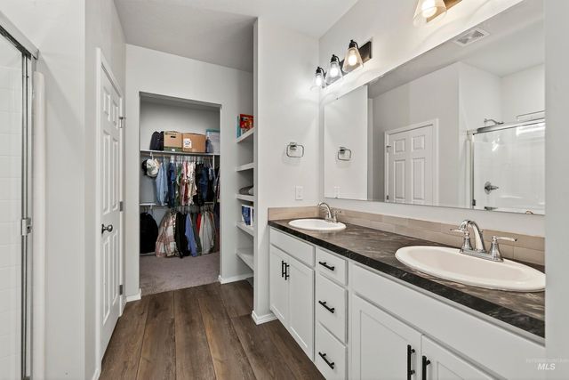 404 Chalcedony, Caldwell, ID 83605