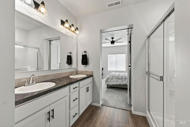 404 Chalcedony, Caldwell, ID 83605