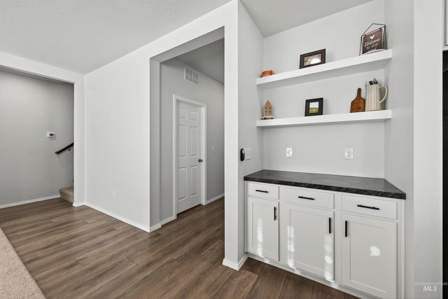 404 Chalcedony, Caldwell, ID 83605