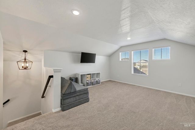 404 Chalcedony, Caldwell, ID 83605