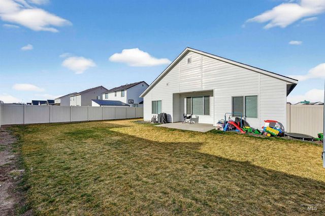 404 Chalcedony, Caldwell, ID 83605