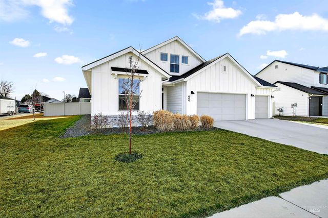 404 Chalcedony, Caldwell, ID 83605
