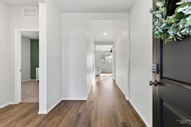 404 Chalcedony, Caldwell, ID 83605