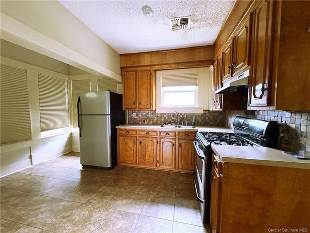 512 11Th St Street, Lake Charles, LA 70601