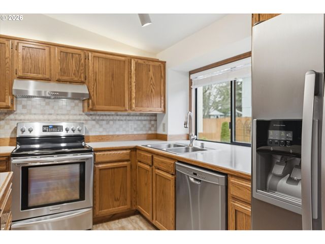 9704 Ne 32ND Ave, Vancouver, WA 98665