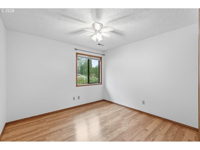 9704 Ne 32ND Ave, Vancouver, WA 98665