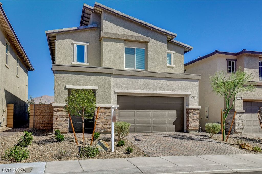 8866 Mountain Lion Avenue, Las Vegas, NV 89166 — photo 2