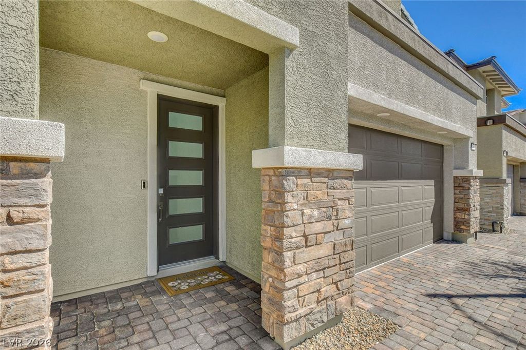 8866 Mountain Lion Avenue, Las Vegas, NV 89166 — photo 3