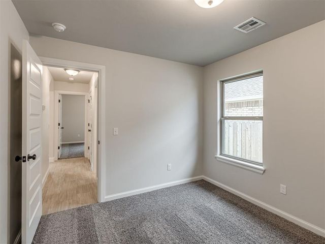 7516 Three Woods Lane, Yukon, OK 73099