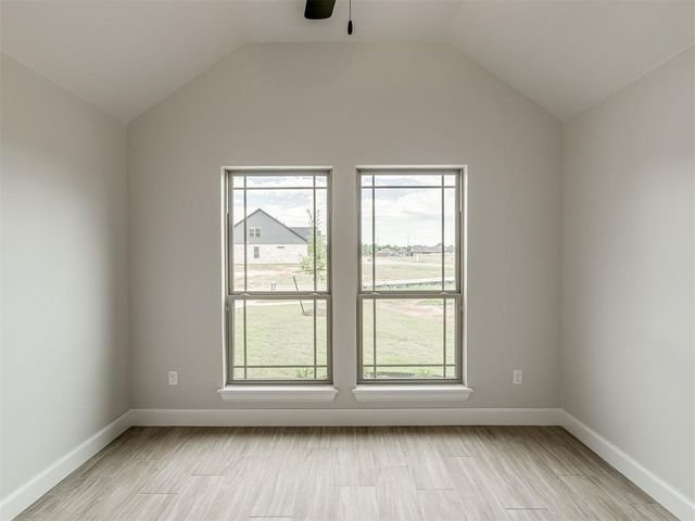 7516 Three Woods Lane, Yukon, OK 73099
