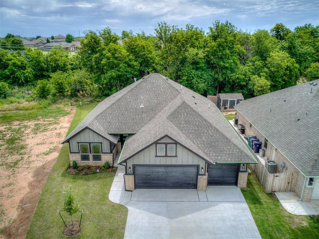 7516 Three Woods Lane, Yukon, OK 73099