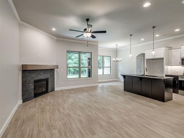 7516 Three Woods Lane, Yukon, OK 73099