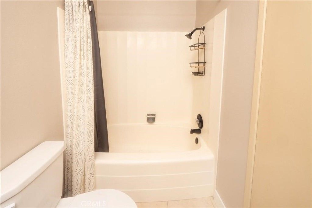 Image 38 of property listing at 946 Coronado, Upland, CA 91786