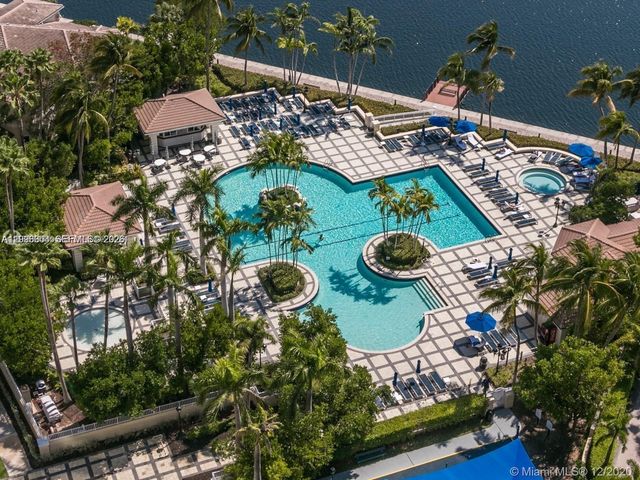 21150 Point Pl 701, Aventura, FL 33180