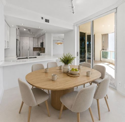 21150 Point Pl 701, Aventura, FL 33180