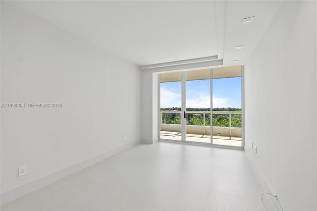 21150 Point Pl 701, Aventura, FL 33180