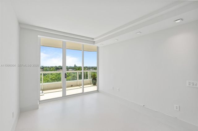 21150 Point Pl 701, Aventura, FL 33180