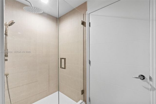 21150 Point Pl 701, Aventura, FL 33180