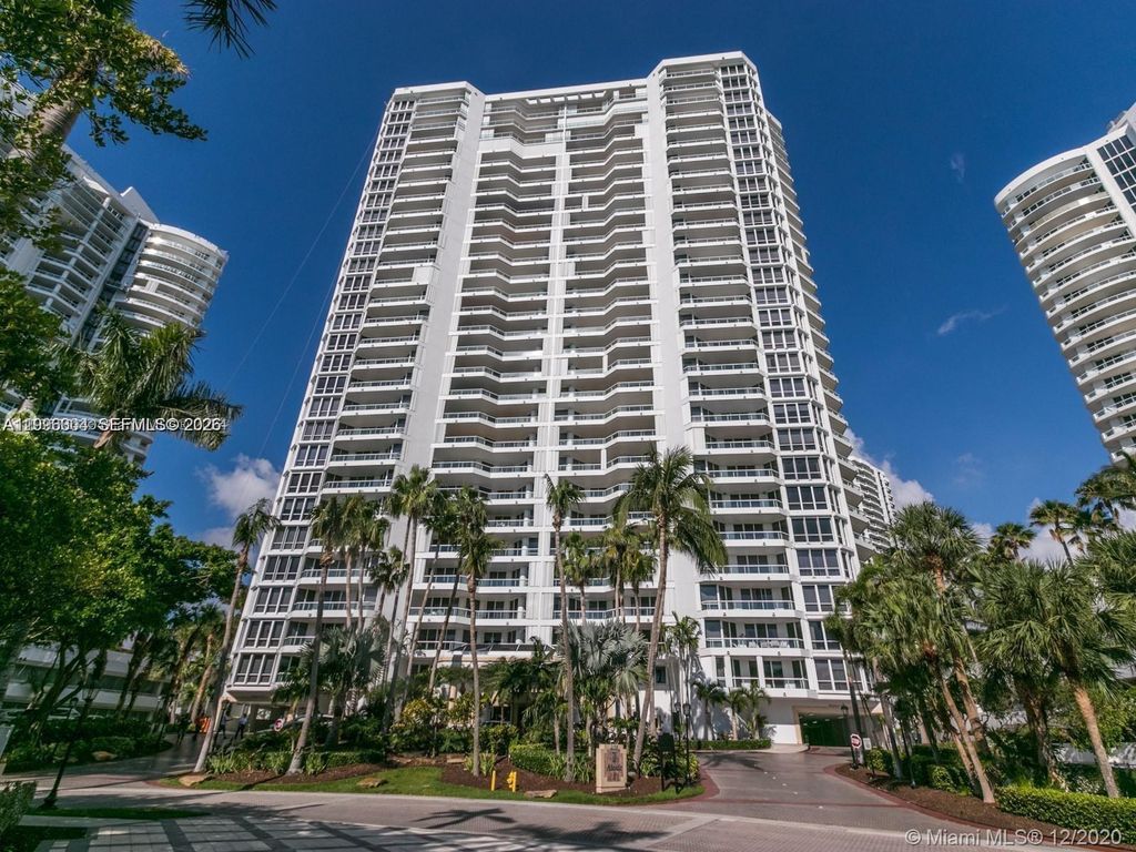 21150 Point Pl 701, Aventura, FL 33180