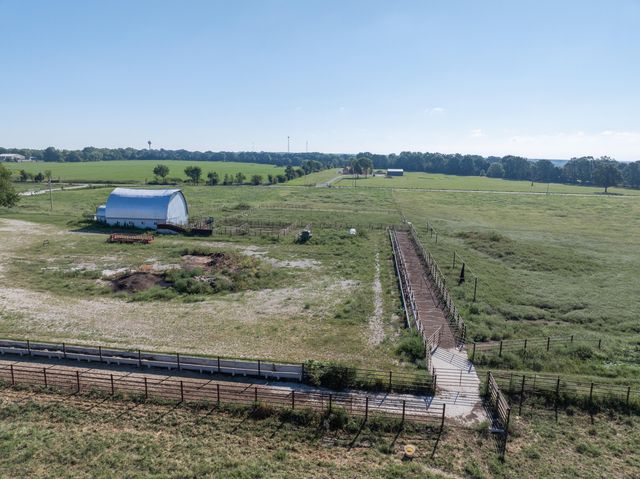 2288 Red Oak Road, Fordland, MO 65652