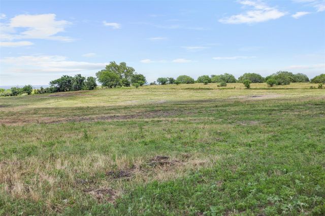 13041 Seydler Road, Weimar, TX 78962